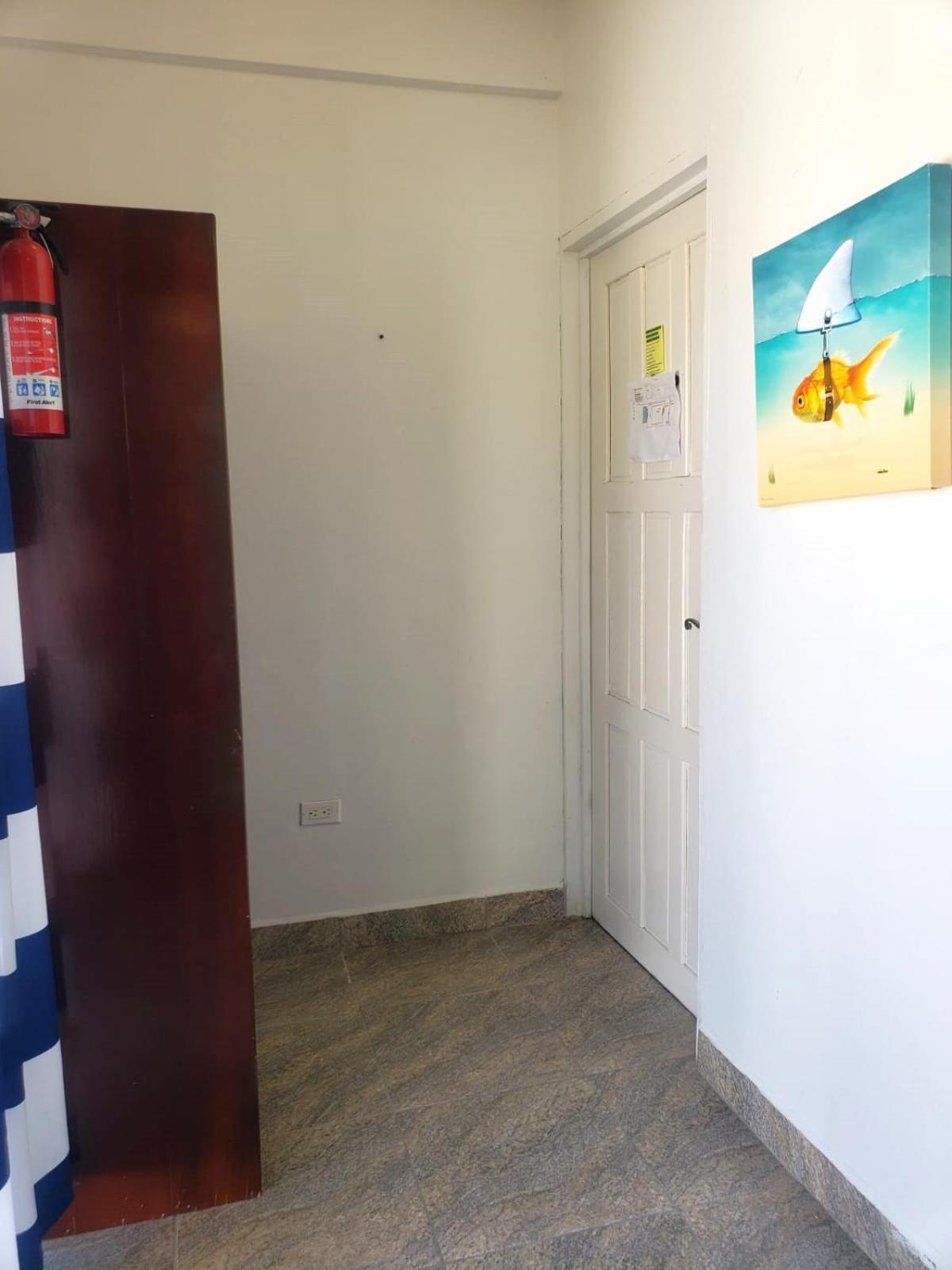 Beach Club Budget Rooms At Popeyes Cayo Caulker Exterior foto