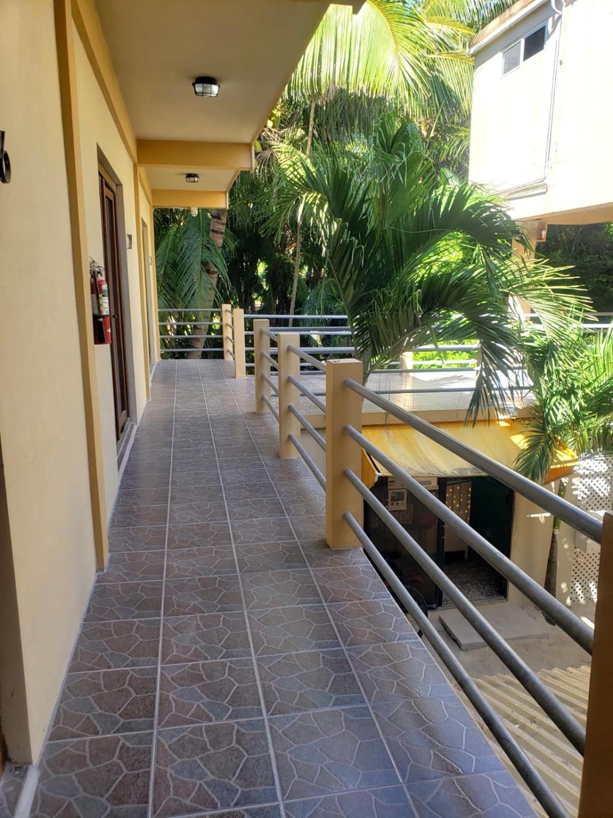 Beach Club Budget Rooms At Popeyes Cayo Caulker Exterior foto